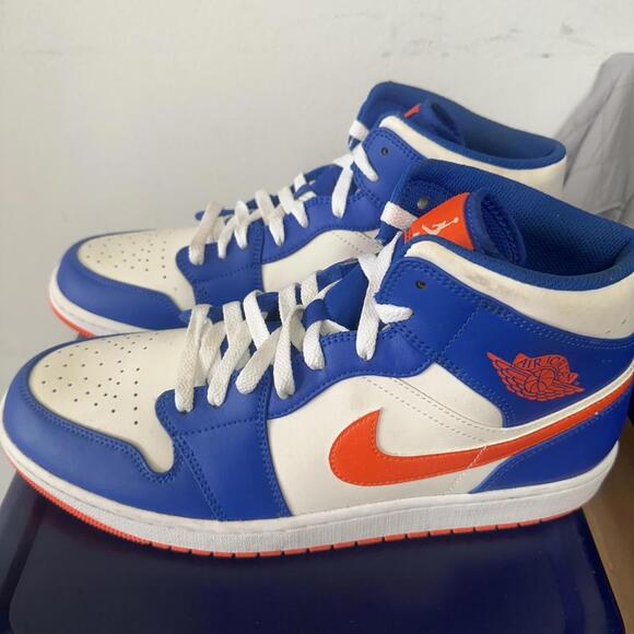 Jordon 1 retro high size 12.5 no box nice shoe.   Clean clean - Picture 1 of 8